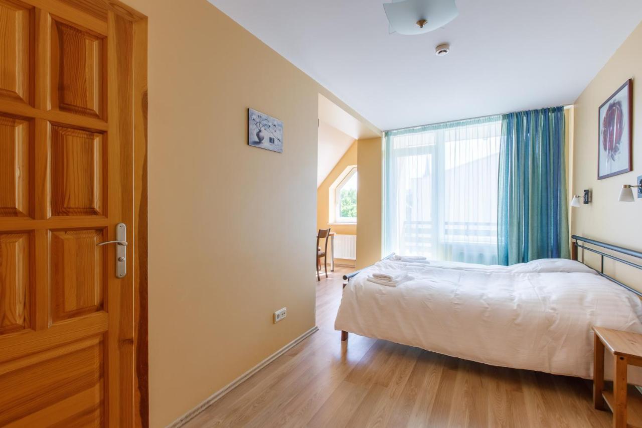 Viesbutis Prie Fontano Hotel Palanga Ngoại thất bức ảnh