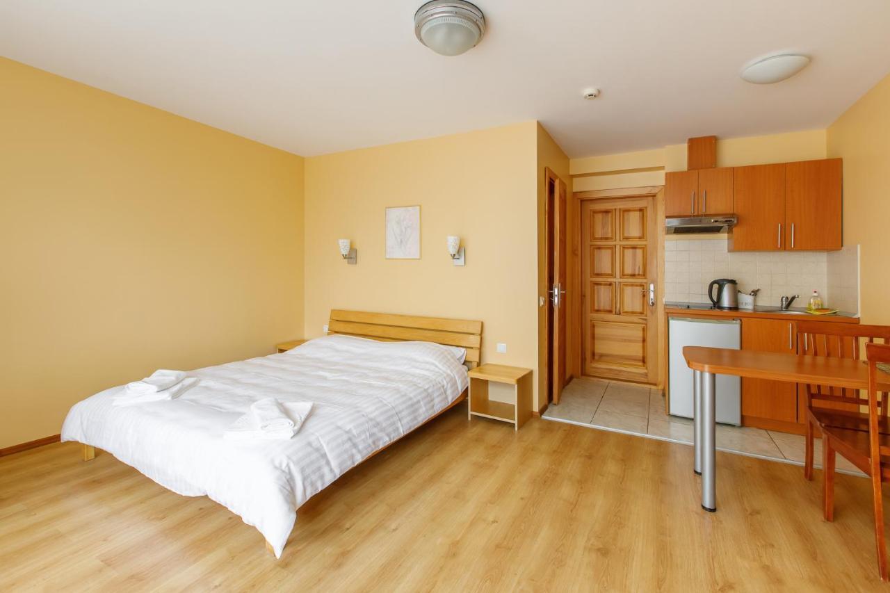 Viesbutis Prie Fontano Hotel Palanga Ngoại thất bức ảnh