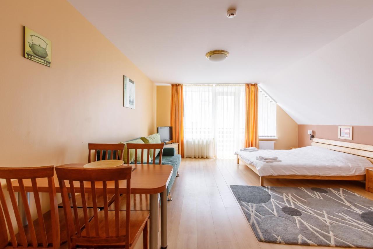 Viesbutis Prie Fontano Hotel Palanga Ngoại thất bức ảnh