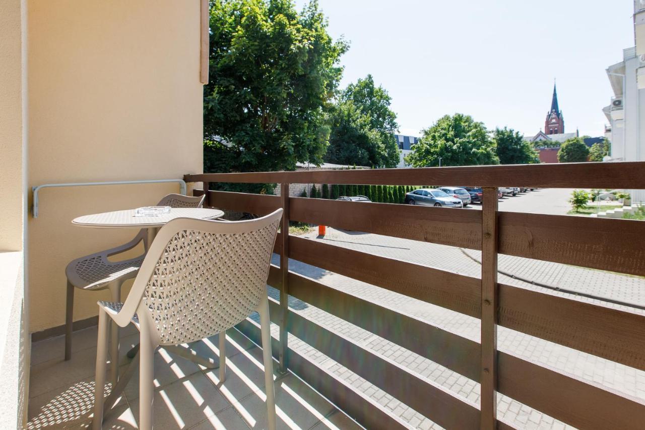 Viesbutis Prie Fontano Hotel Palanga Ngoại thất bức ảnh