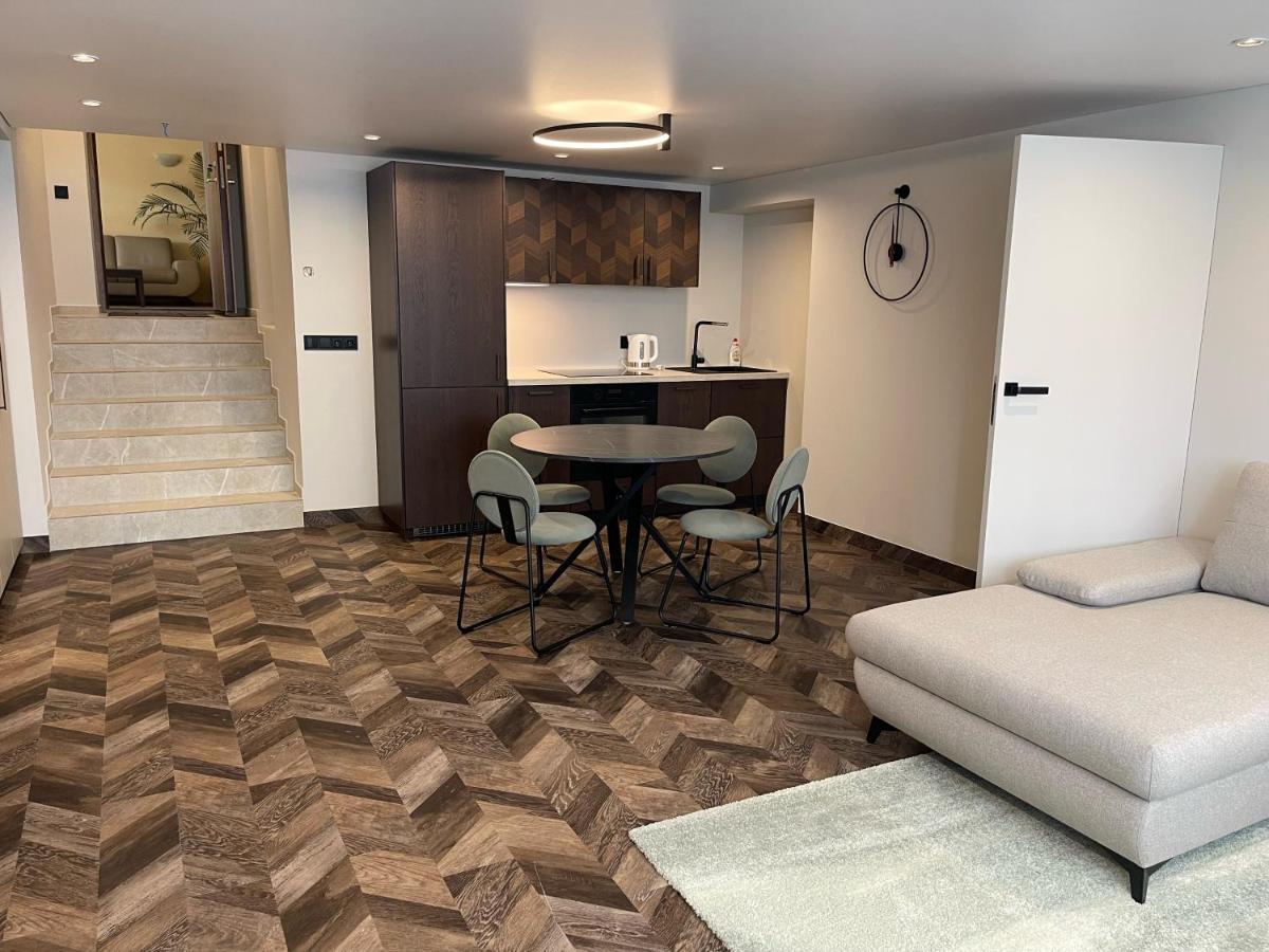 Viesbutis Prie Fontano Hotel Palanga Ngoại thất bức ảnh